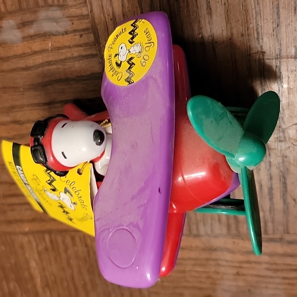 Peanuts Accents Peanuts Snoopy Flying A Plane Poshmark
